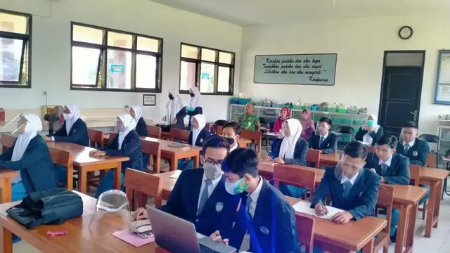 Organisasi Siswa sebagai Sarana Belajar Kepemimpinan